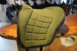 Grandeur Reitpad - Bequemes Reitpad mit Alcantara-Oberseite